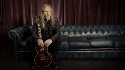 First Look at Jerry Cantrell “Wino” Les Paul Custom