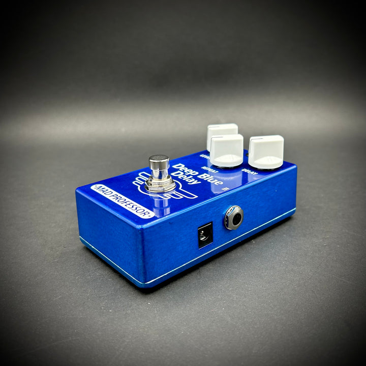 Mad Professor Deep Blue Delay