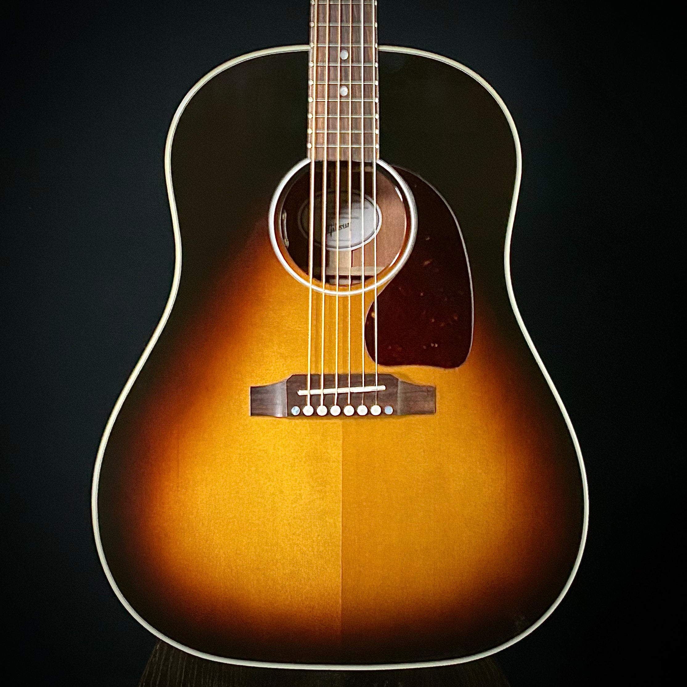 大流行中！ Gibson J-45 Standard - Vintage Sunburst – Music Villa MT ギター