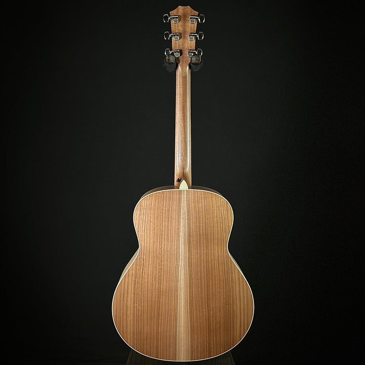 Taylor C18 MV Custom - Walnut