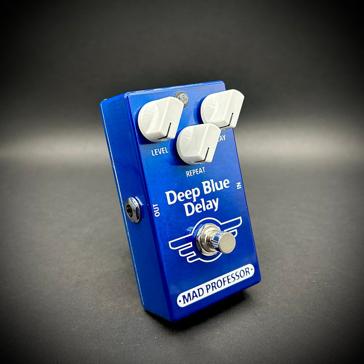 Mad Professor Deep Blue Delay