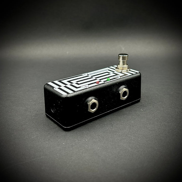 Earthquaker Devices A/B Box