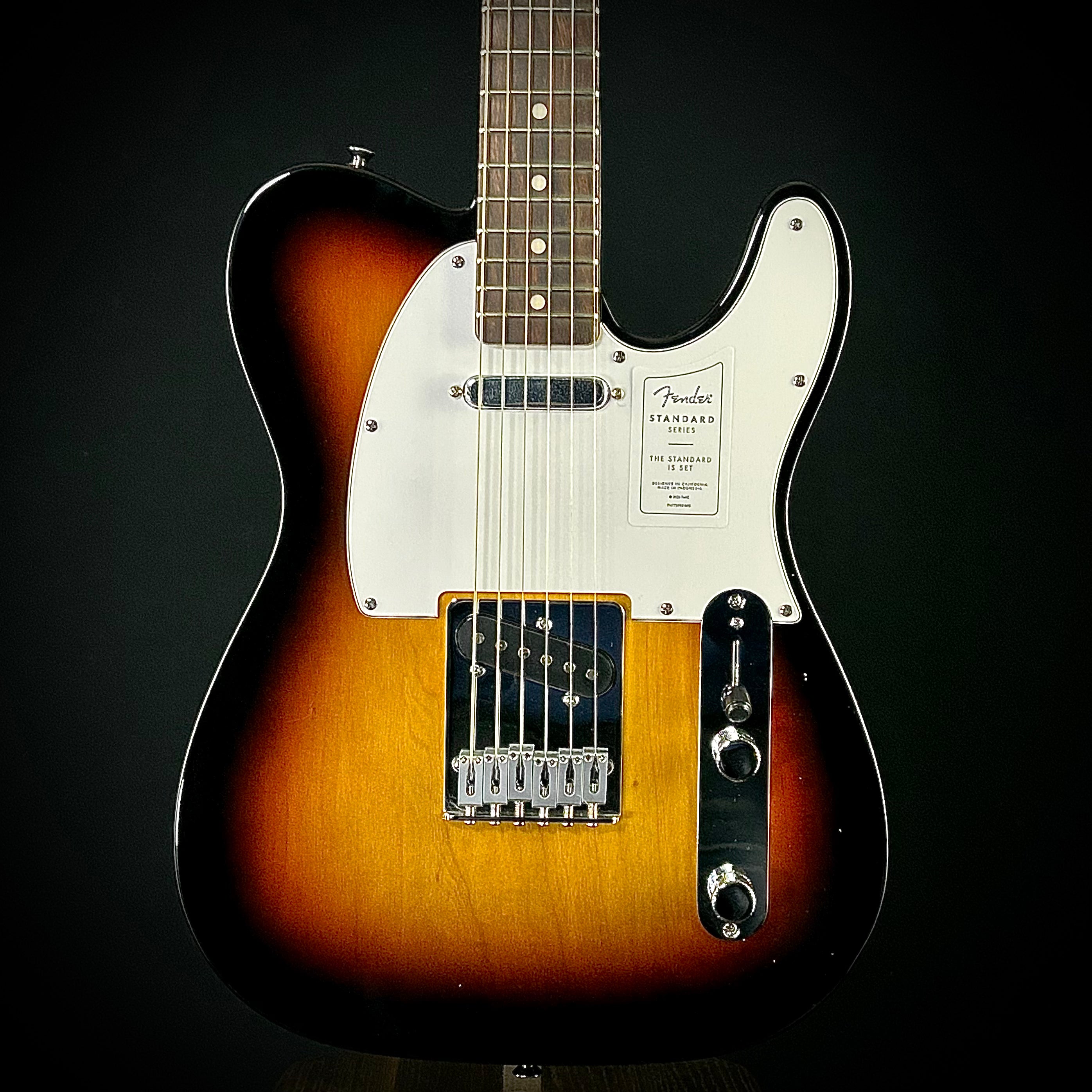 Standard Telecaster® – Fender