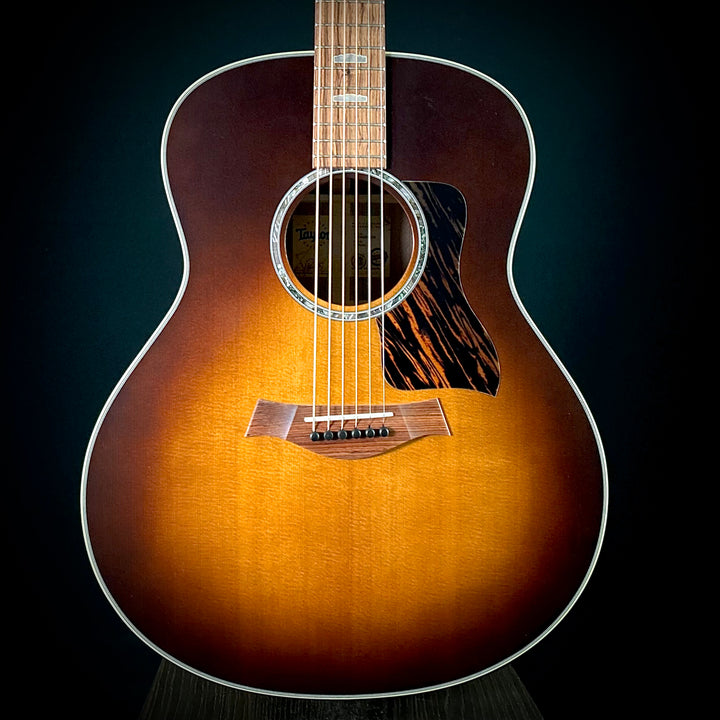 Taylor C18 MV Custom - Walnut