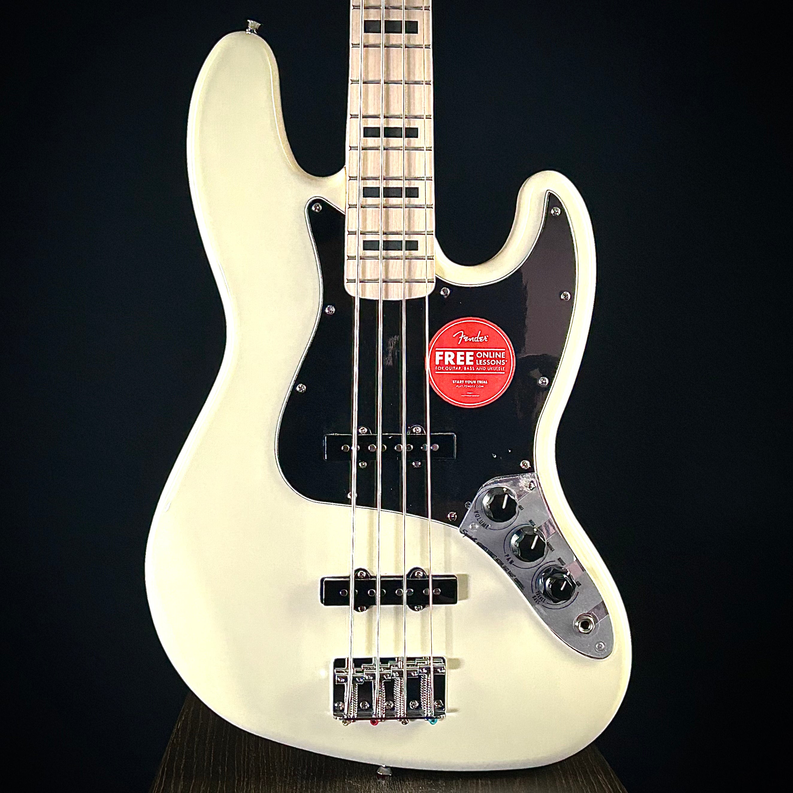 Squier Affinity Active Jazz Bass – Music Villa MT