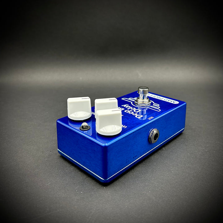 Mad Professor Deep Blue Delay