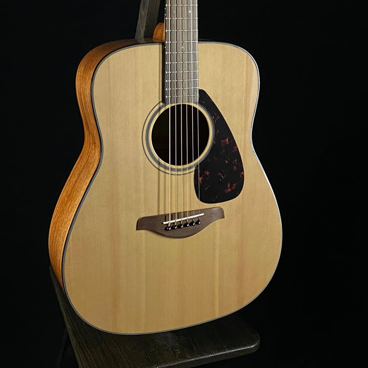 Yamaha FG800