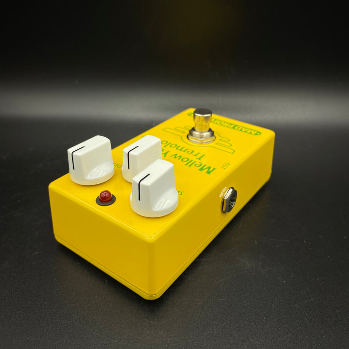 Mad Professor Mellow Yellow Tremolo