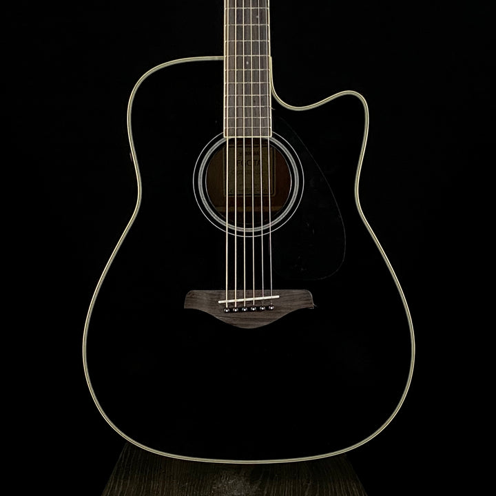 Yamaha FGC-TA Black
