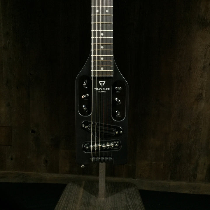 Traveler Guitar Ultra-Light Electric Matte Black