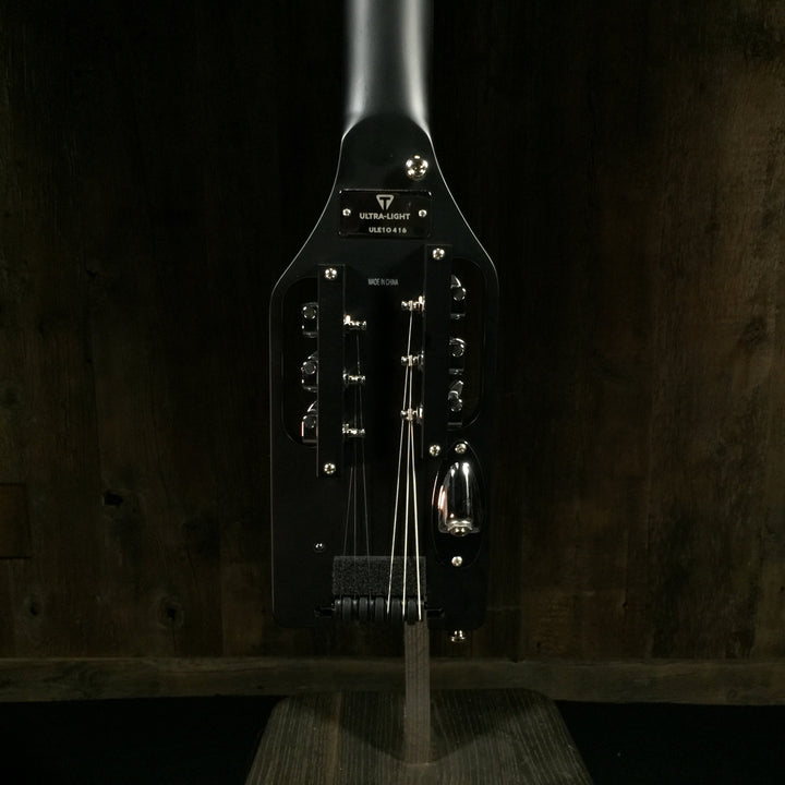 Traveler Guitar Ultra-Light Electric Matte Black