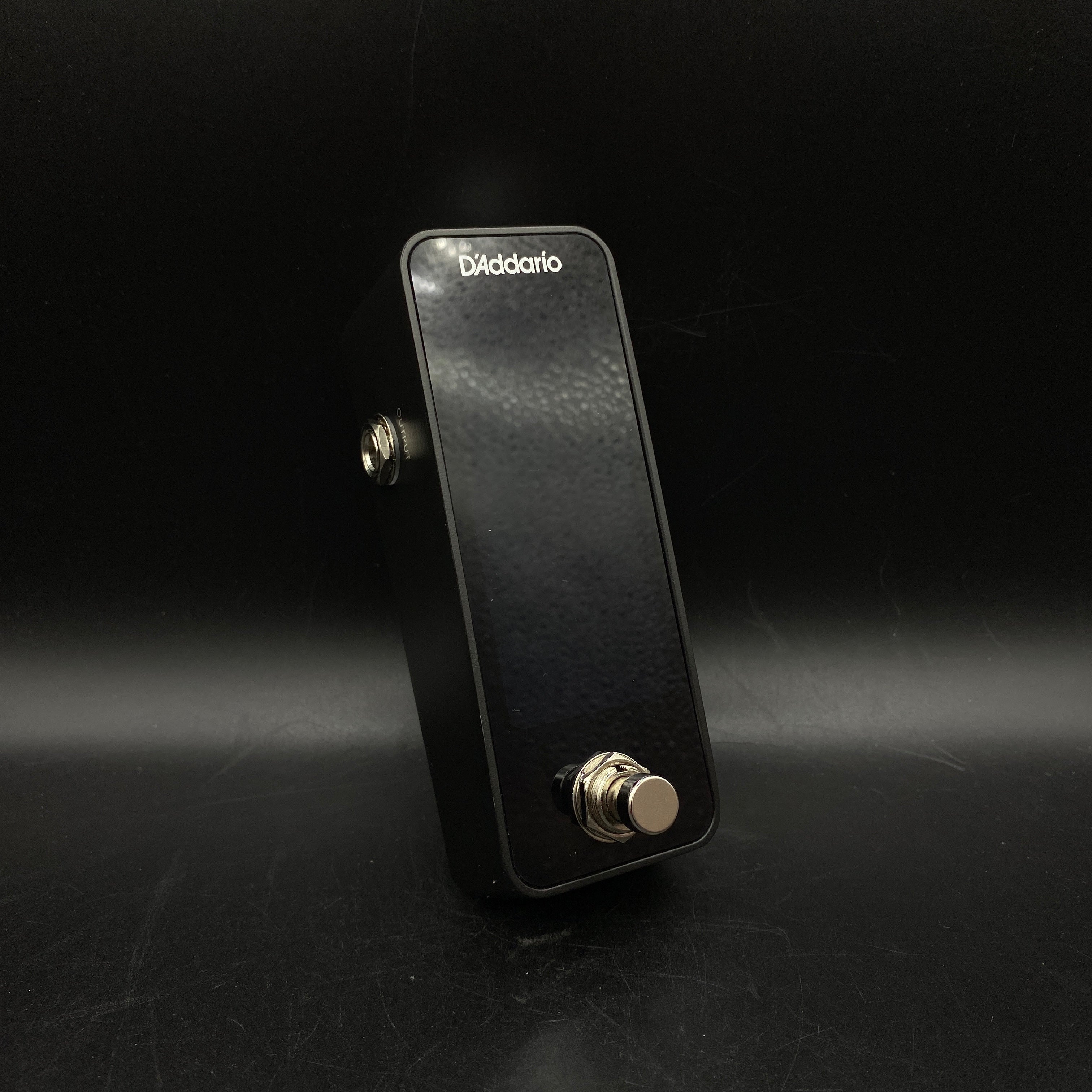 d'addario pedal tuner plus D'Addario Chromatic Pedal Tuner Plus – Music Villa MT
