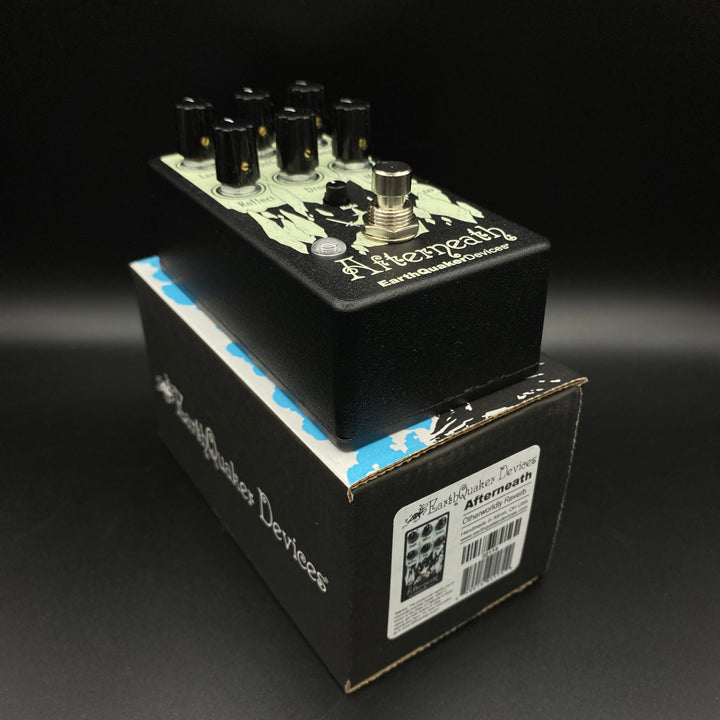 Earthquaker Devices Afterneath V3