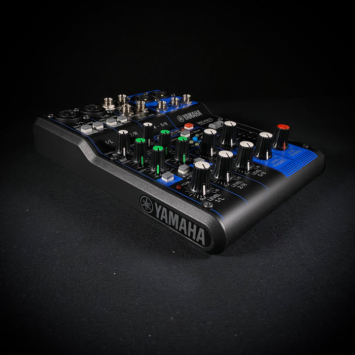 Yamaha MG06X