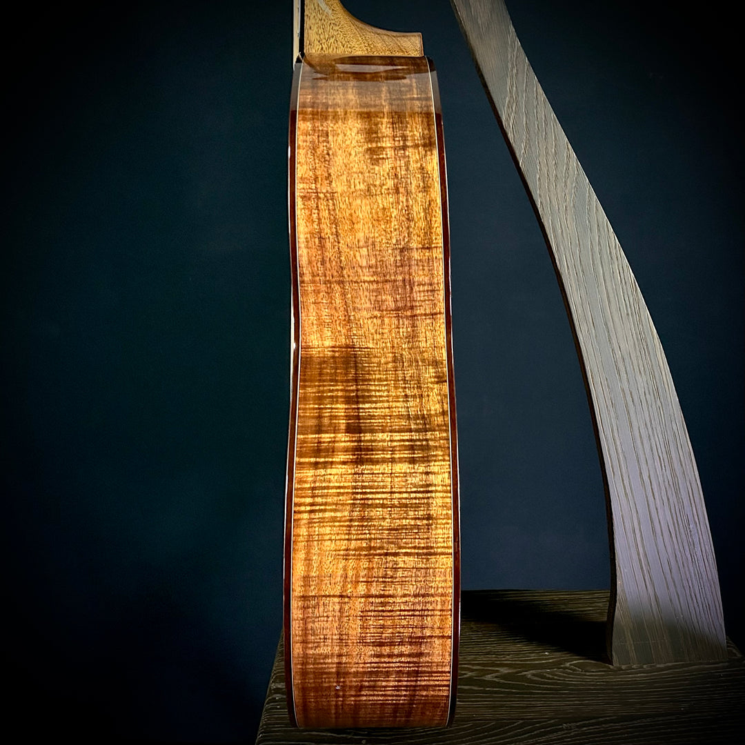 Martin 0’ahu K-42 Hibiscus