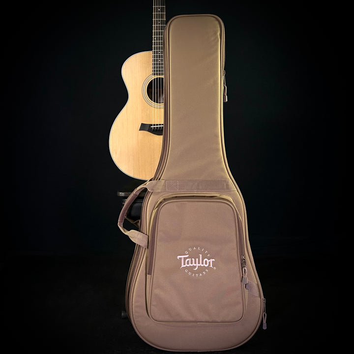 Taylor 214CE