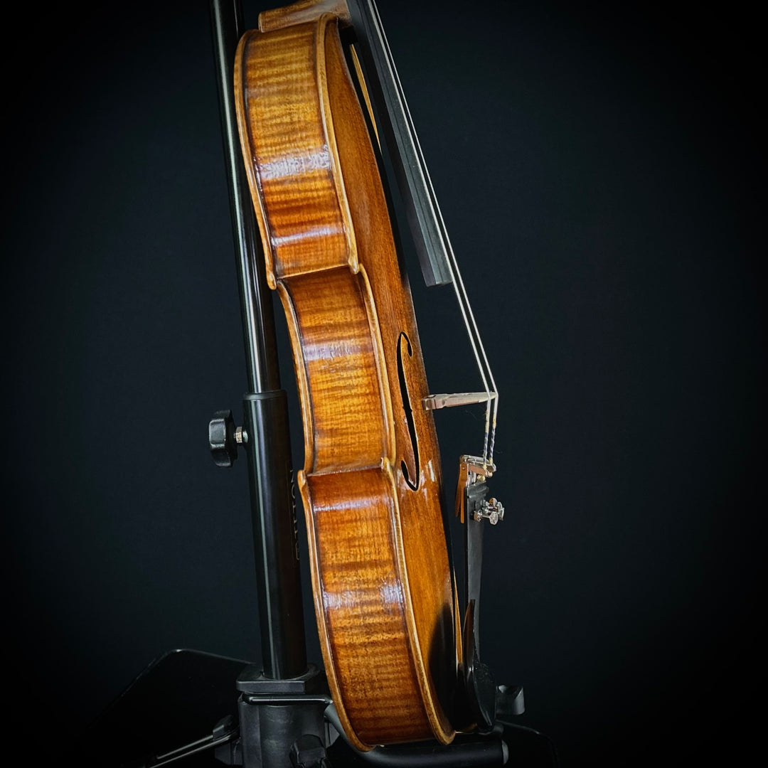 Maple Leaf Haddock 15” Viola