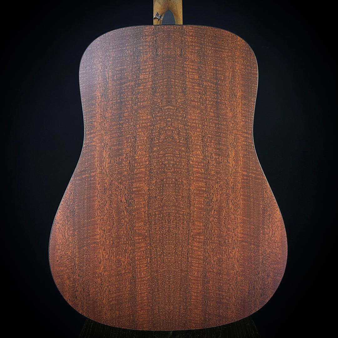 Martin D-X2E Molly Tuttle