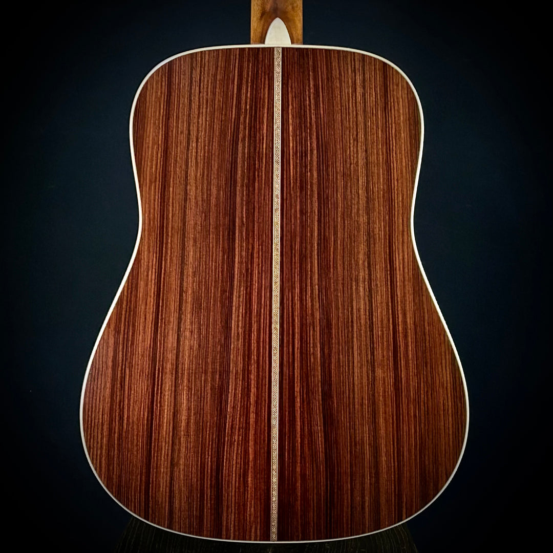 Martin D-28 Modern Deluxe