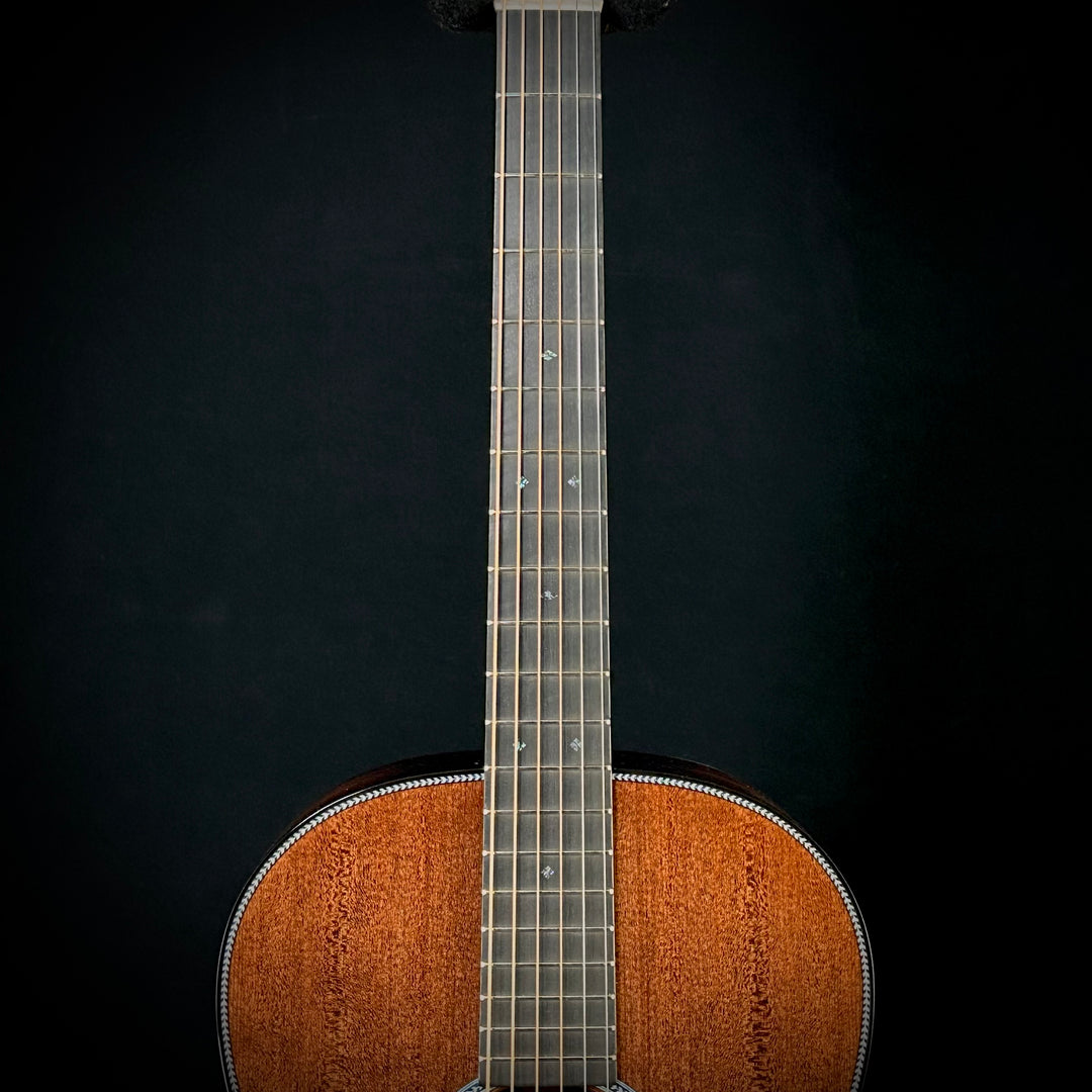 Martin Custom OM, 12-Fret - Sinker Redwood