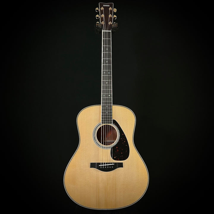 Yamaha LL16M - ARE