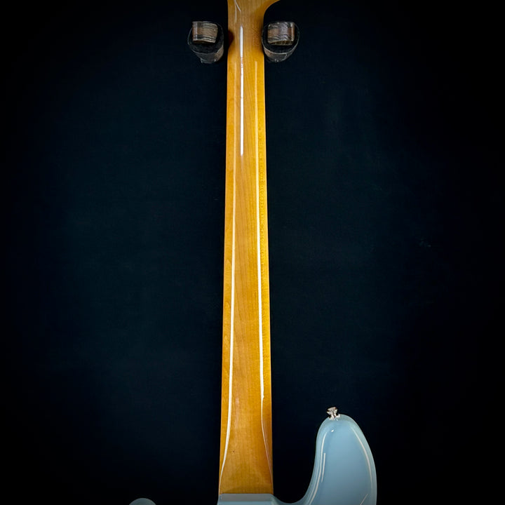 Fender Vintera III Early '60s Jazz Bass