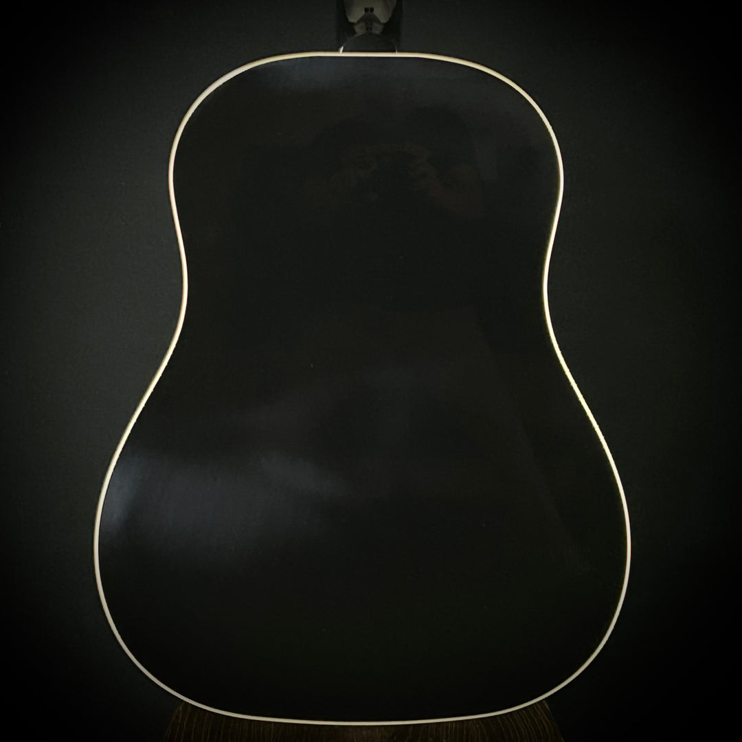 Gibson J-45 Standard - Purple Burst