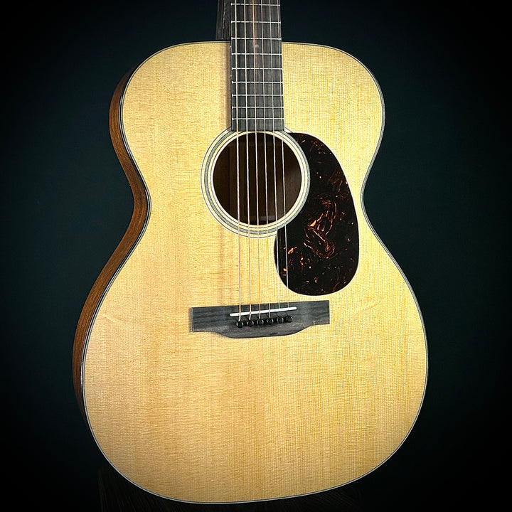 Martin 000-18 - New for 2025