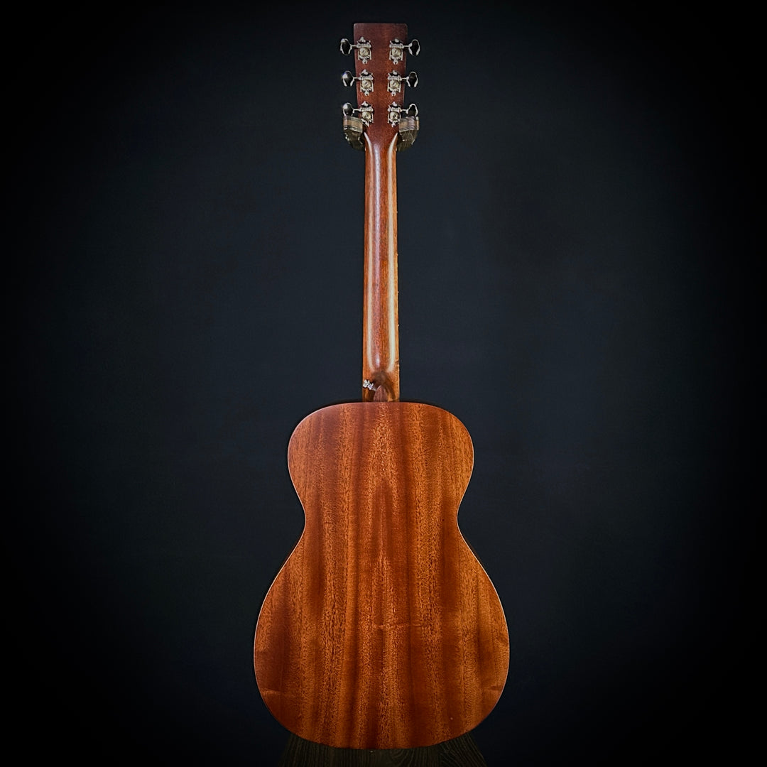 Martin 0-10E Retro - Jason Isbell