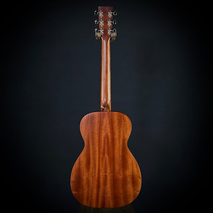 Martin 0-10E Retro - Jason Isbell