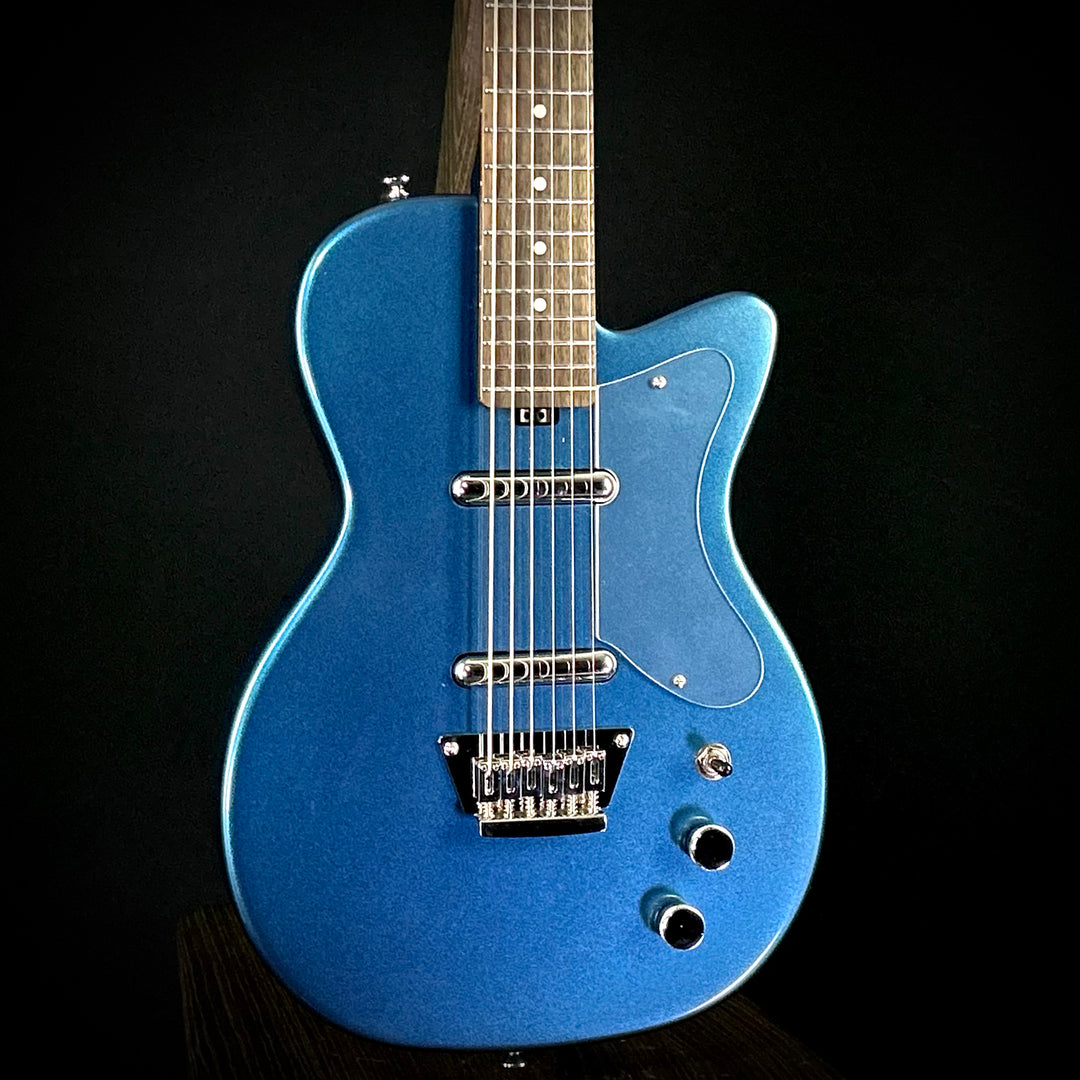 Silvertone 1373 Baritone