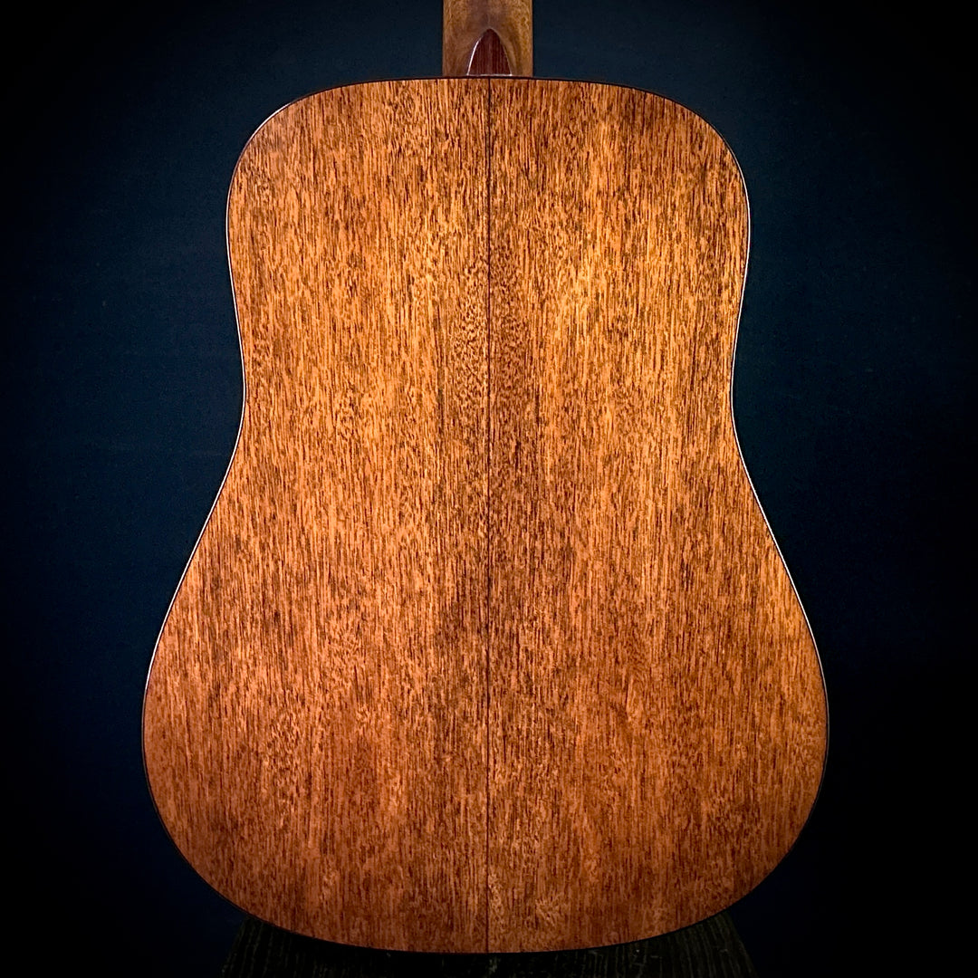 Martin D-18 - Modern Deluxe