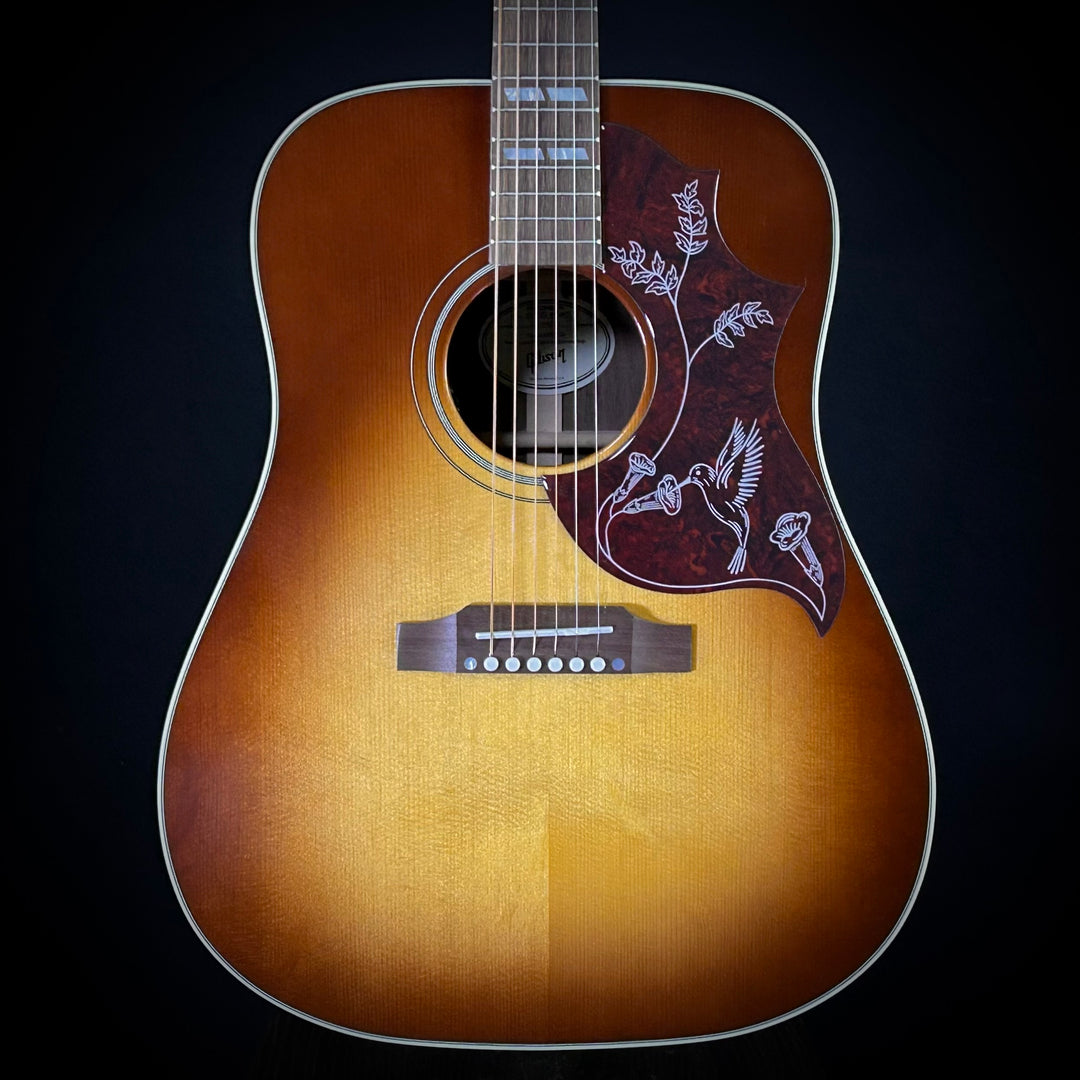 Hummingbird Studio Walnut - Gloss Top