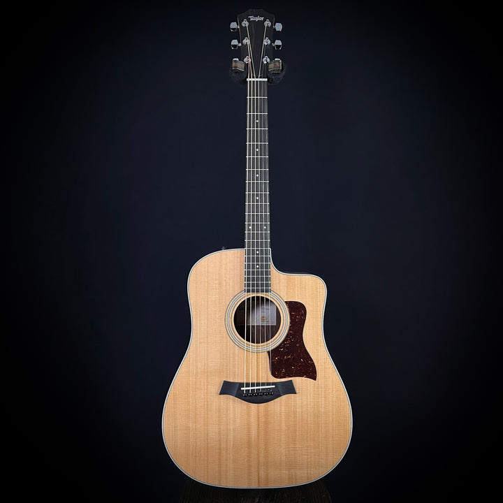Taylor 210CE