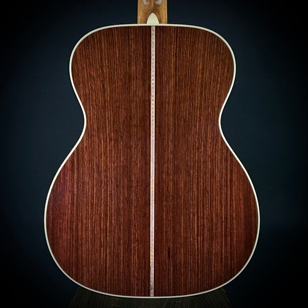 Martin 000-EC 30th Anniversary LTD