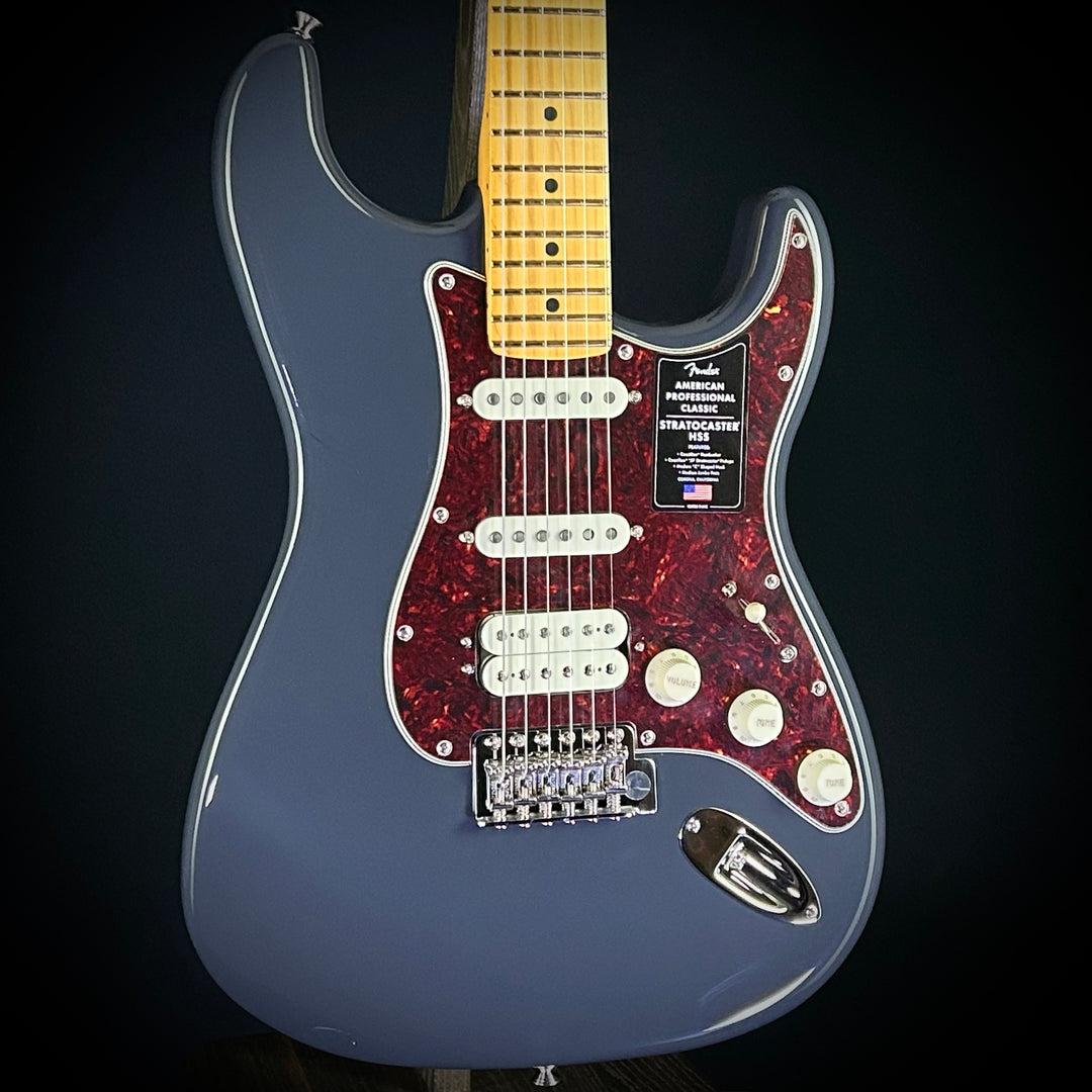 American Professional Classic Stratocaster HSS