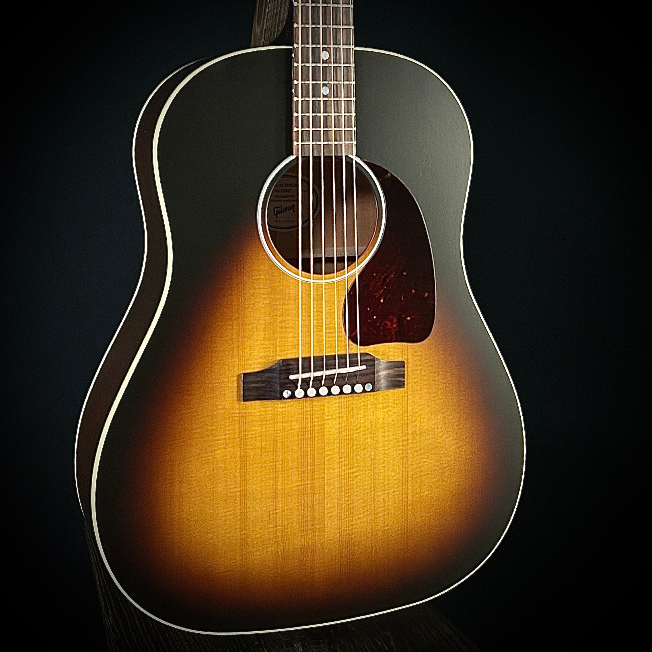 jesus。Gibson J-45 VINTAGE(ストラップ他付) jesus様専用。Gibson J-45 VINTAGE(ストラップ他付) - メルカリ