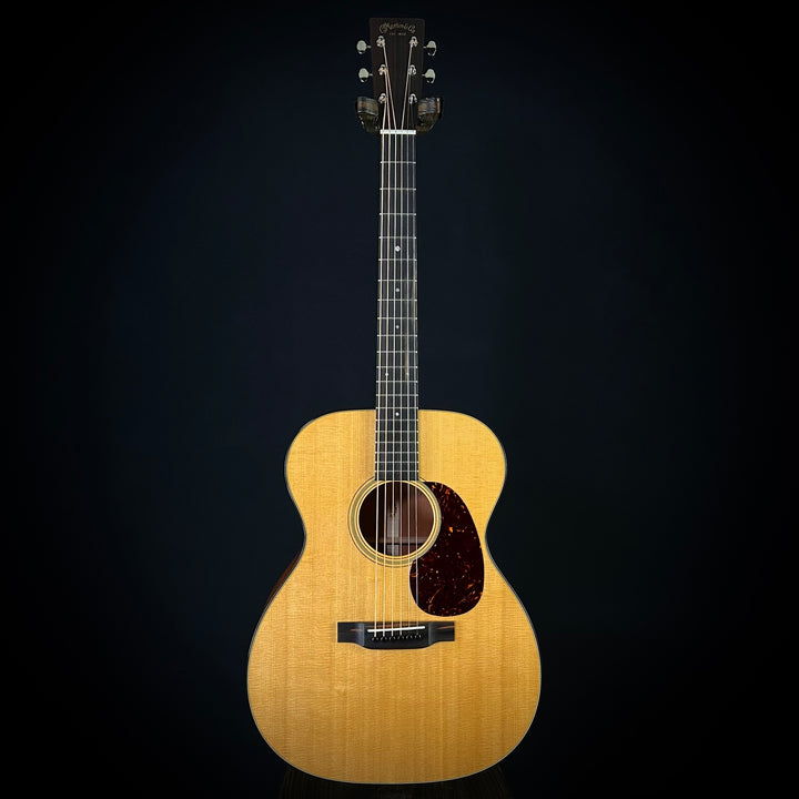 Martin 2022 000-18 (USED)