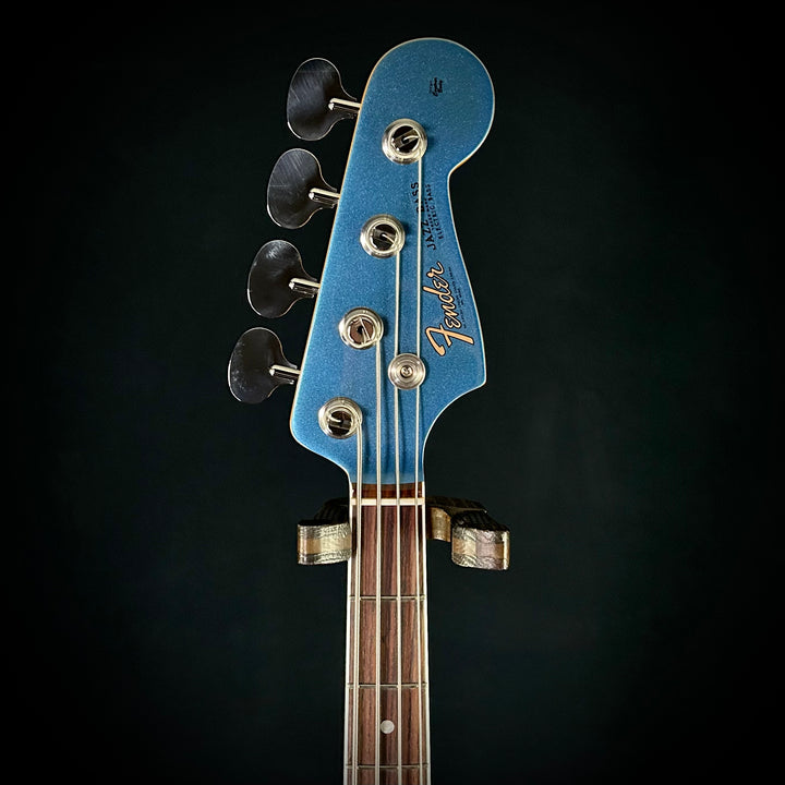 American Vintage II 1966 Jazz Bass Lake Placid Blue