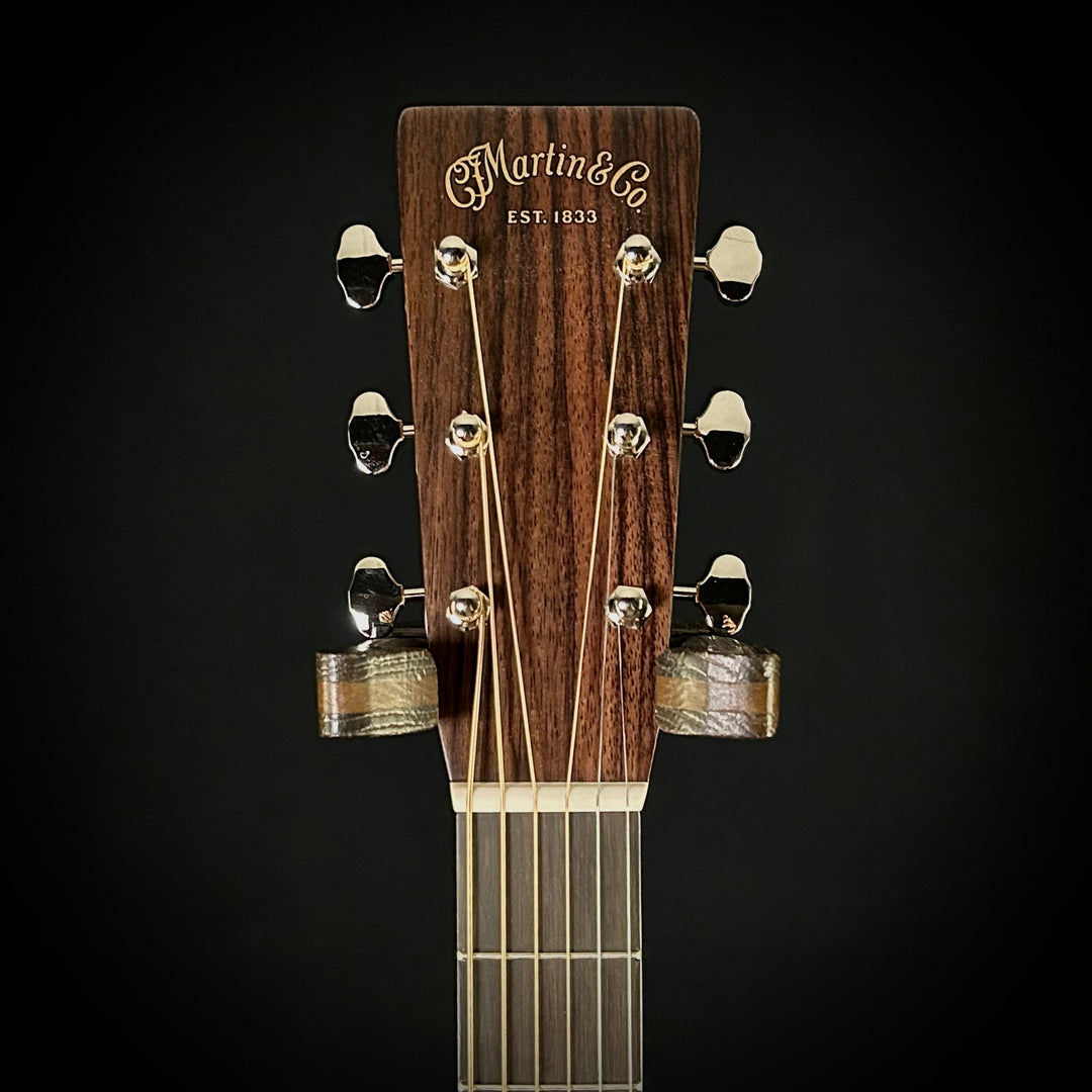 Martin M-28