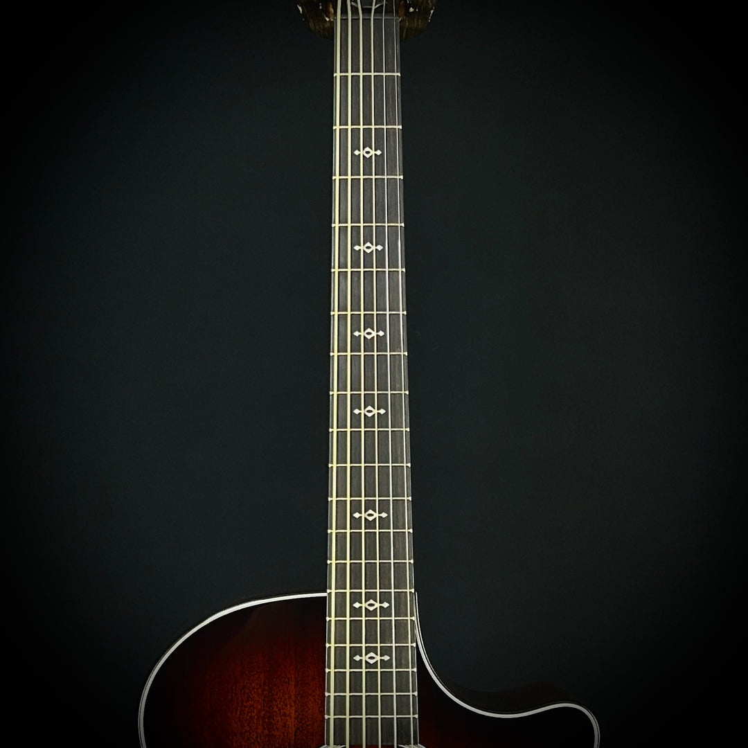 Taylor MV Custom Baritone-6 - Grand Auditorium