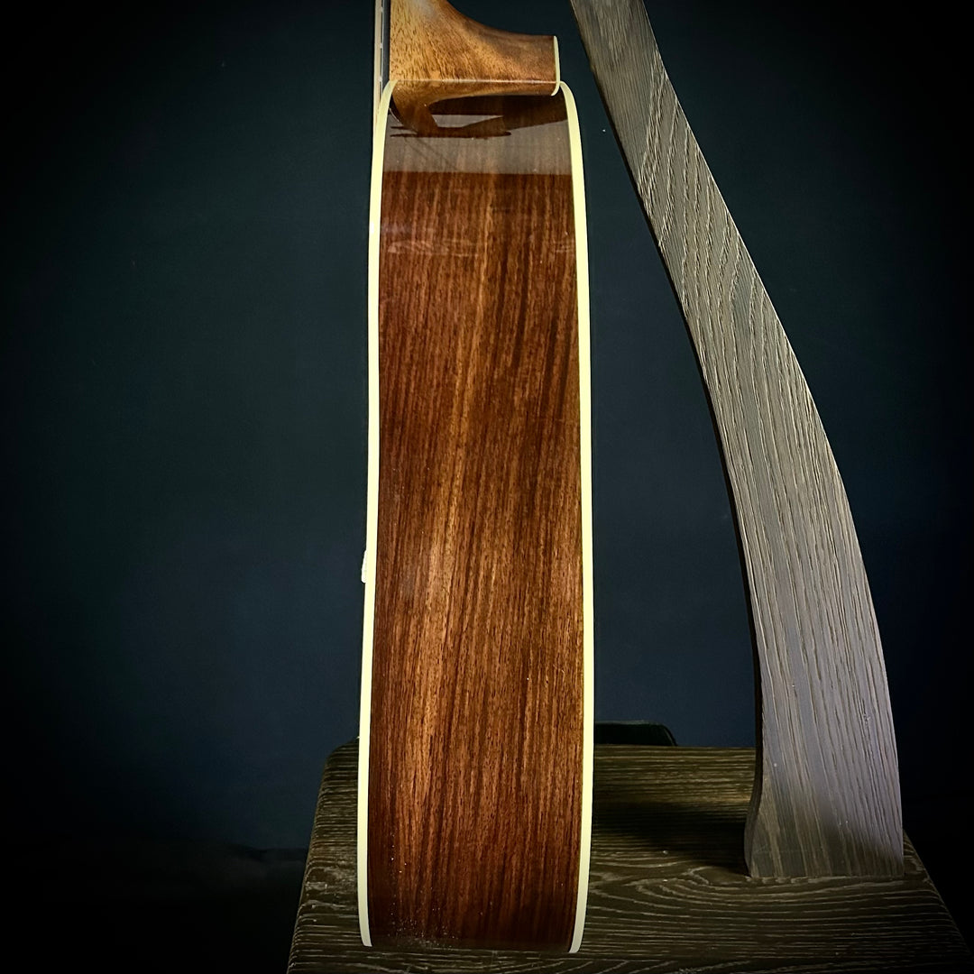 Martin D-28