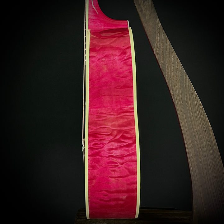 Gibson MV Custom Parlor SJ-200 - Trans Pink
