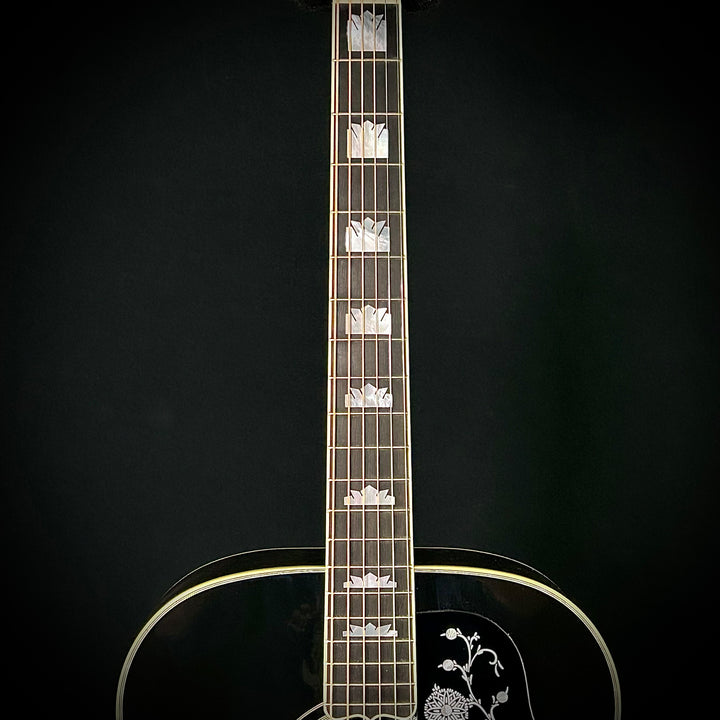 Gibson MV Custom SJ-200 Quilted Maple - Trans Black