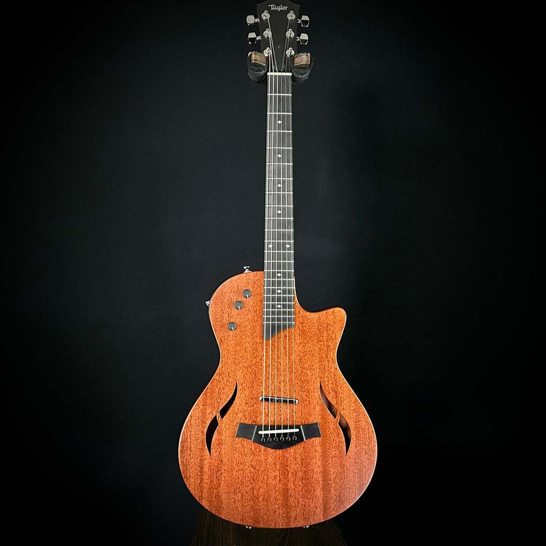 Taylor 2021 T5Z Classic (USED)