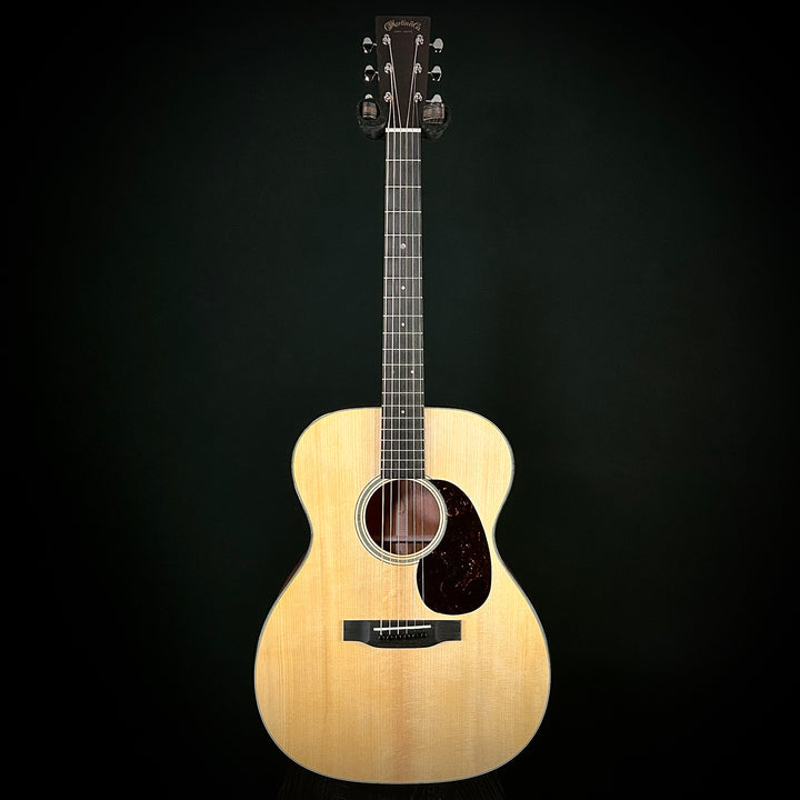 Martin Custom Shop 18 Style 000 - Adirondack Top