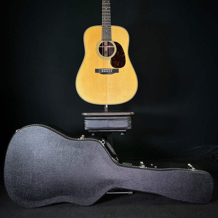 Martin Custom Shop 28 Style, Dreadnought Short Scale 1 3/4"