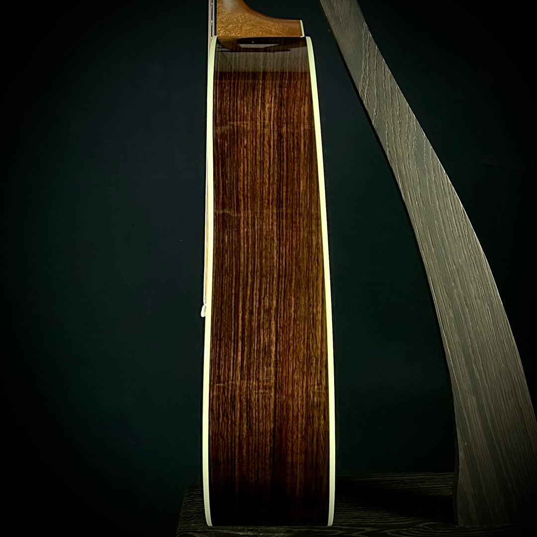 Martin Custom Shop 28 Style, Dreadnought Short Scale 1 3/4"