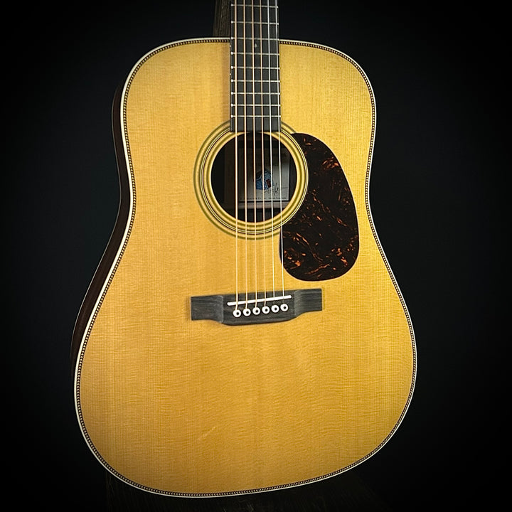 Martin D-28 - Billy Strings
