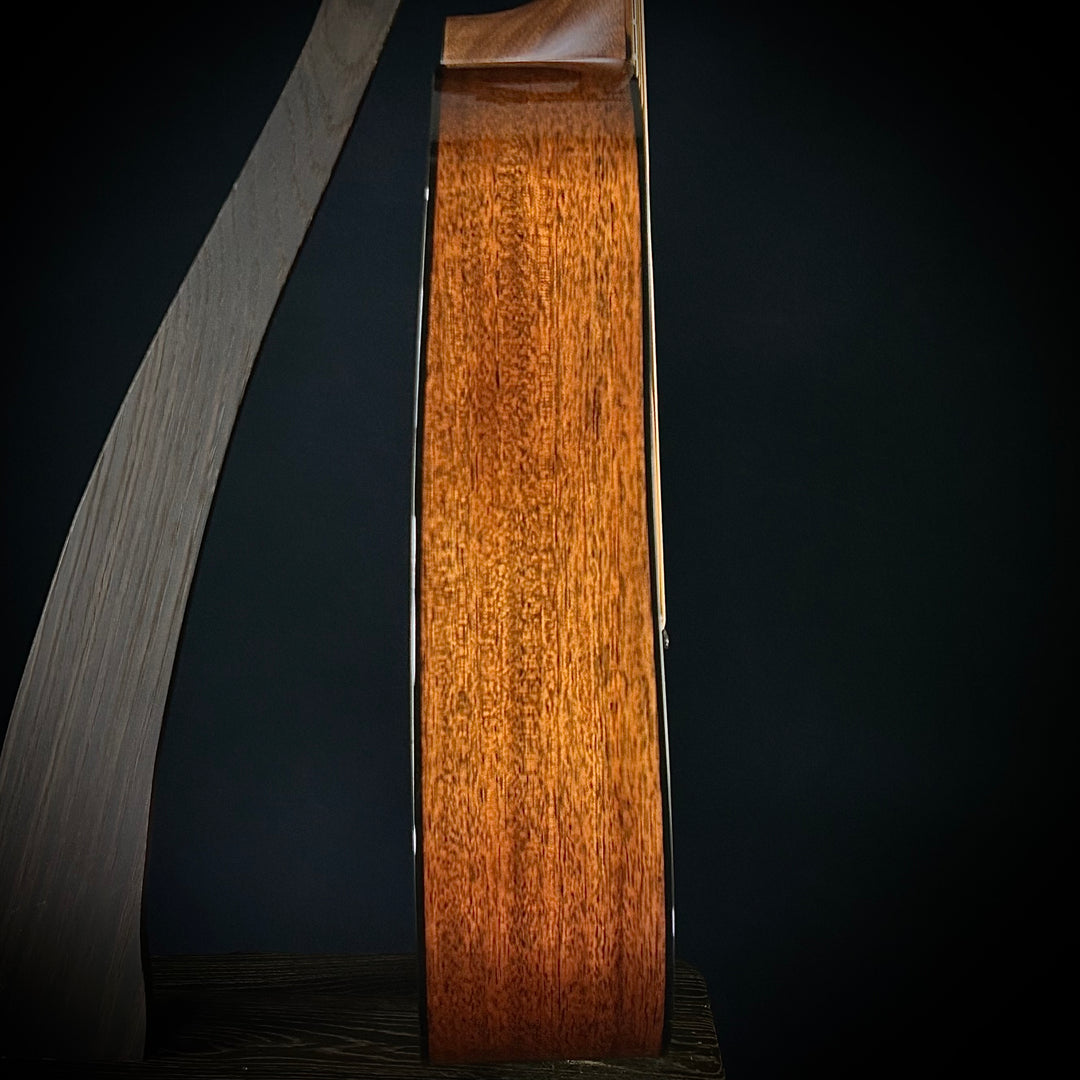 Martin D-18